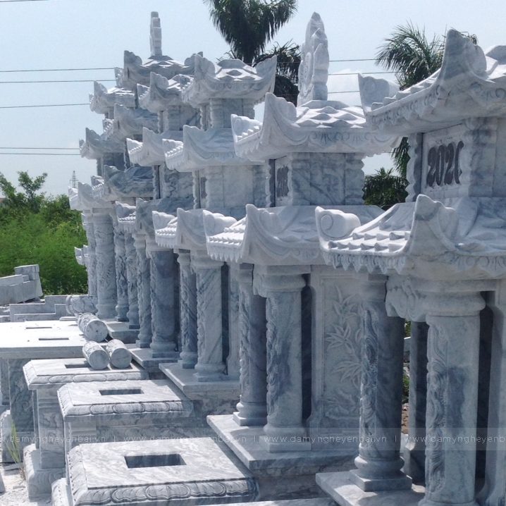 Lăng mộ đá Yên Bái — Yên Bái Stone