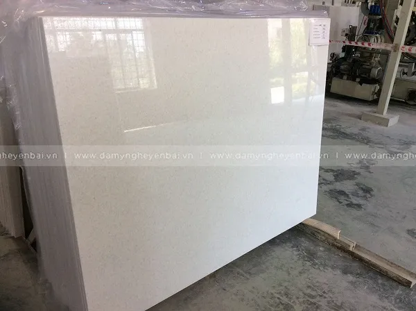 Phân loại đá trắng không vân và kích thước – Đá ốp lát Yên Bái - Đá ốp lát trắng Yên Bái (ảnh 2)