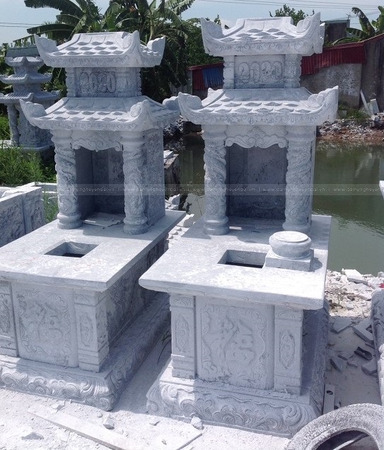 Chất liệu và kích thước – Lăng mộ đá Yên Bái