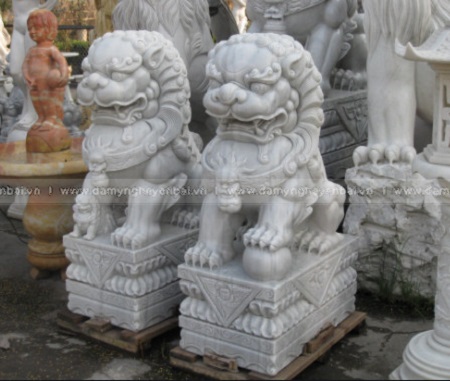 Đá mang nguồn năng lượng dương tích cực – Nghê đá trắng Yên Bái
