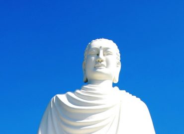 Tượng Phật bằng đá Cẩm Thạch