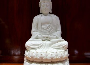 Tượng Phật thiền
