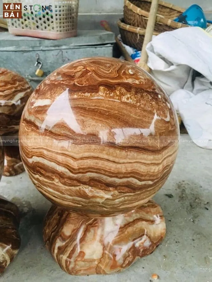 Đá canxit vân gỗ
