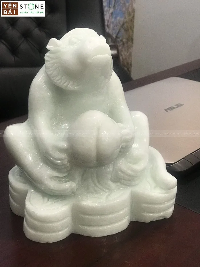 tuong-con-khi-da-yen-bai-4