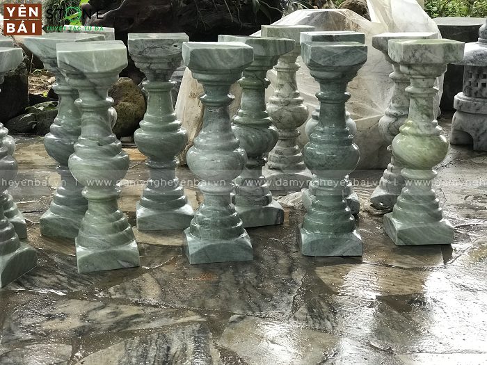 Con tiện đá xanh ngọc Yên Bái
