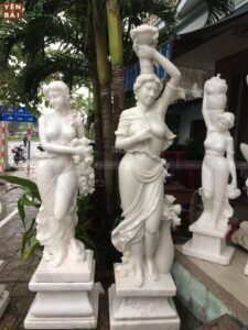 Tượng cô gái