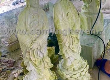 Tượng Phật đá xanh ngọc Yên Bái