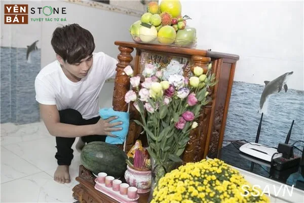 bai-cung-xin-lau-don-ban-tho