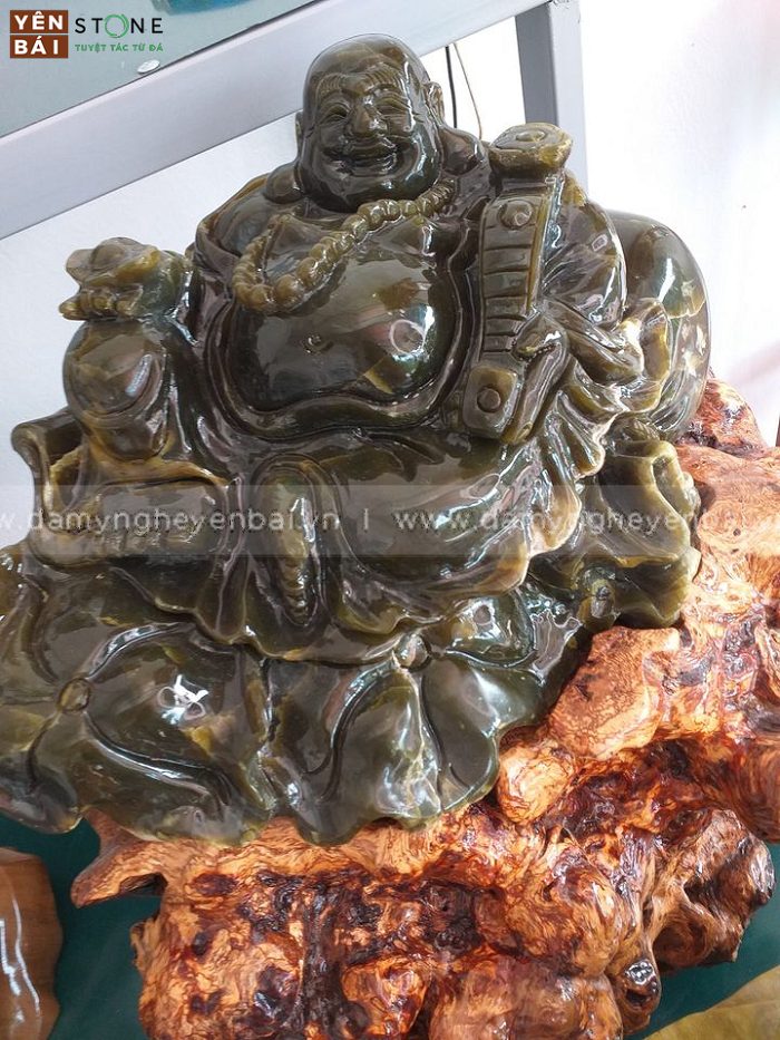 cach-dat-tuong-phat-di-lac-trong-nha