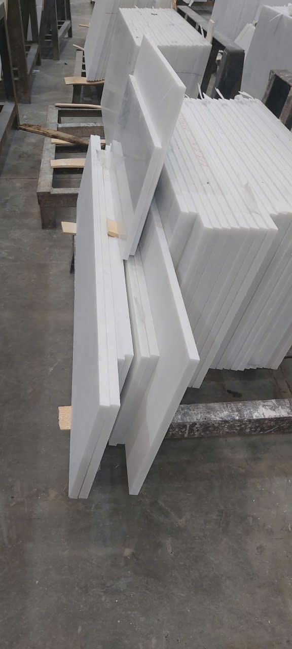 Đá trắng không vân cắt chất lượng đạt tiêu chuẩn xuất khẩu