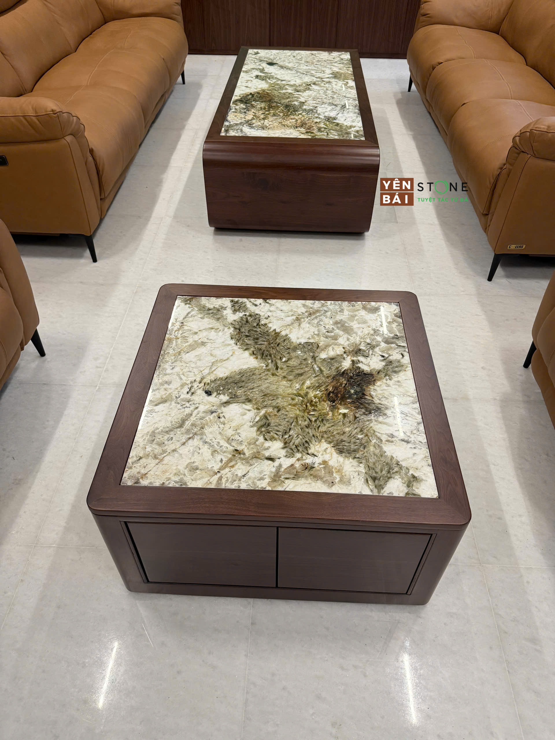 đá xuyên sáng trong kiến trúc xây dựng