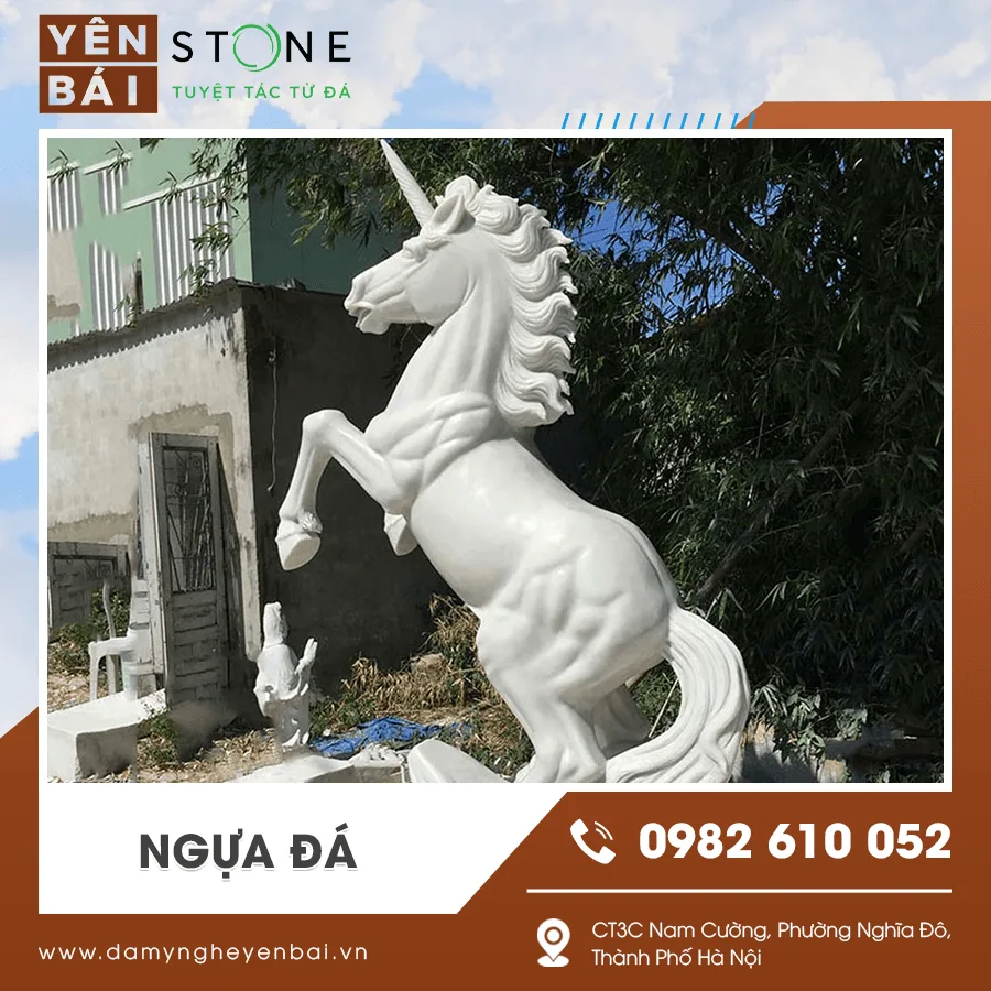 Ngựa đá truyền thống bằng đá xanh tự nhiên Ngựa đá truyền thống bằng đá xanh tự nhiên