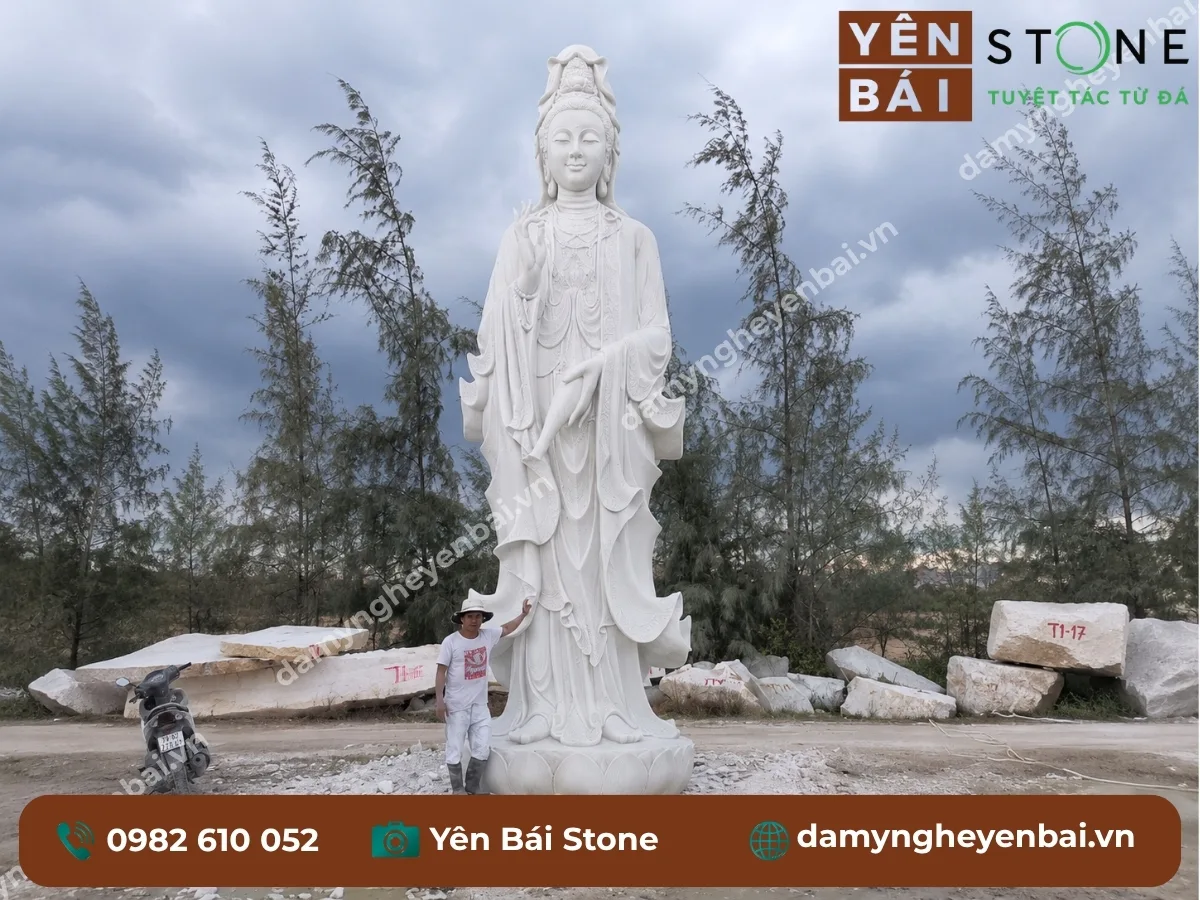 tượng Phật đá trắng khổ lớn 5m7 cho chùa do Yên Bái Stone chế tác